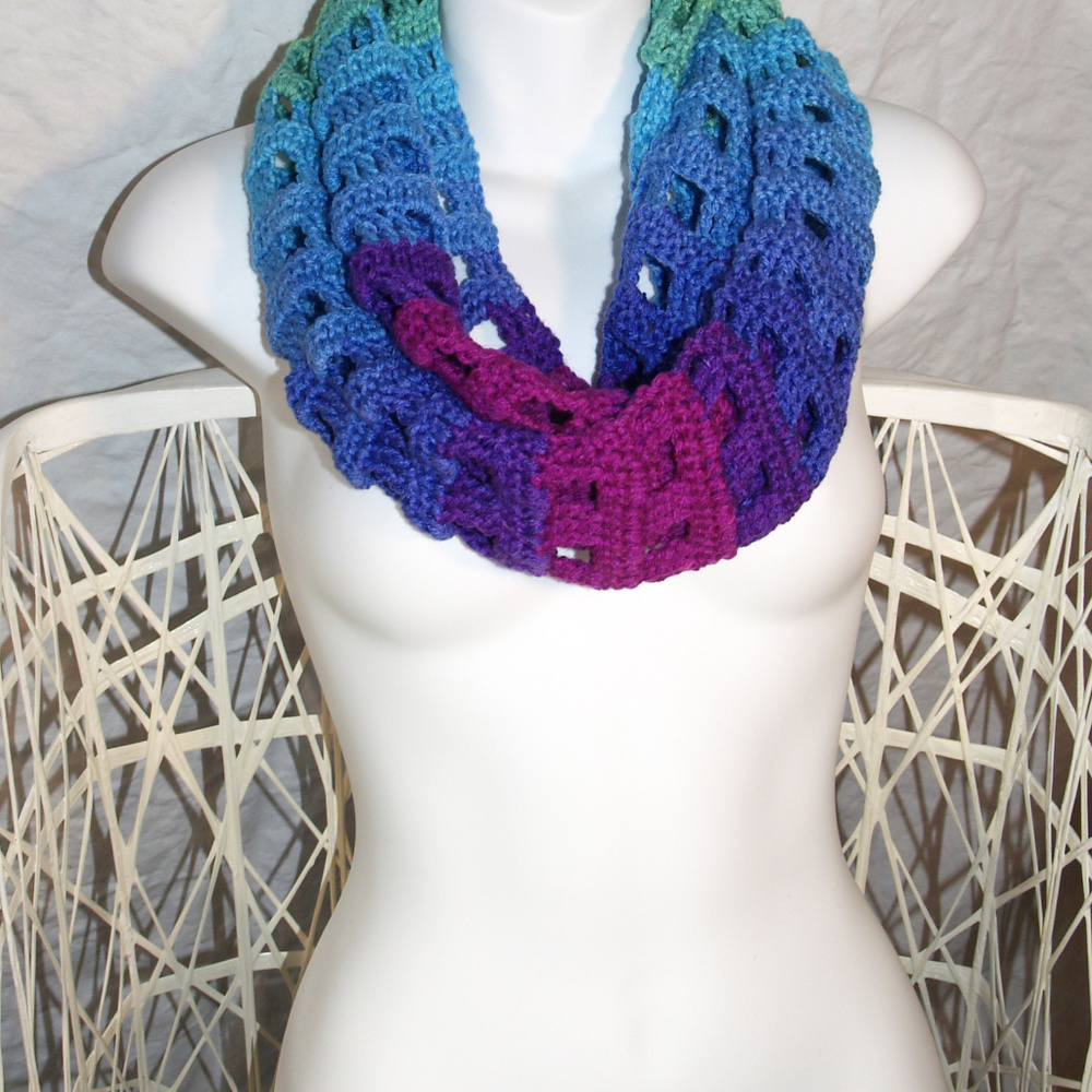 Multicolor Windowpane Infinity - HAND-CROCHETED - Picture 3 of 6